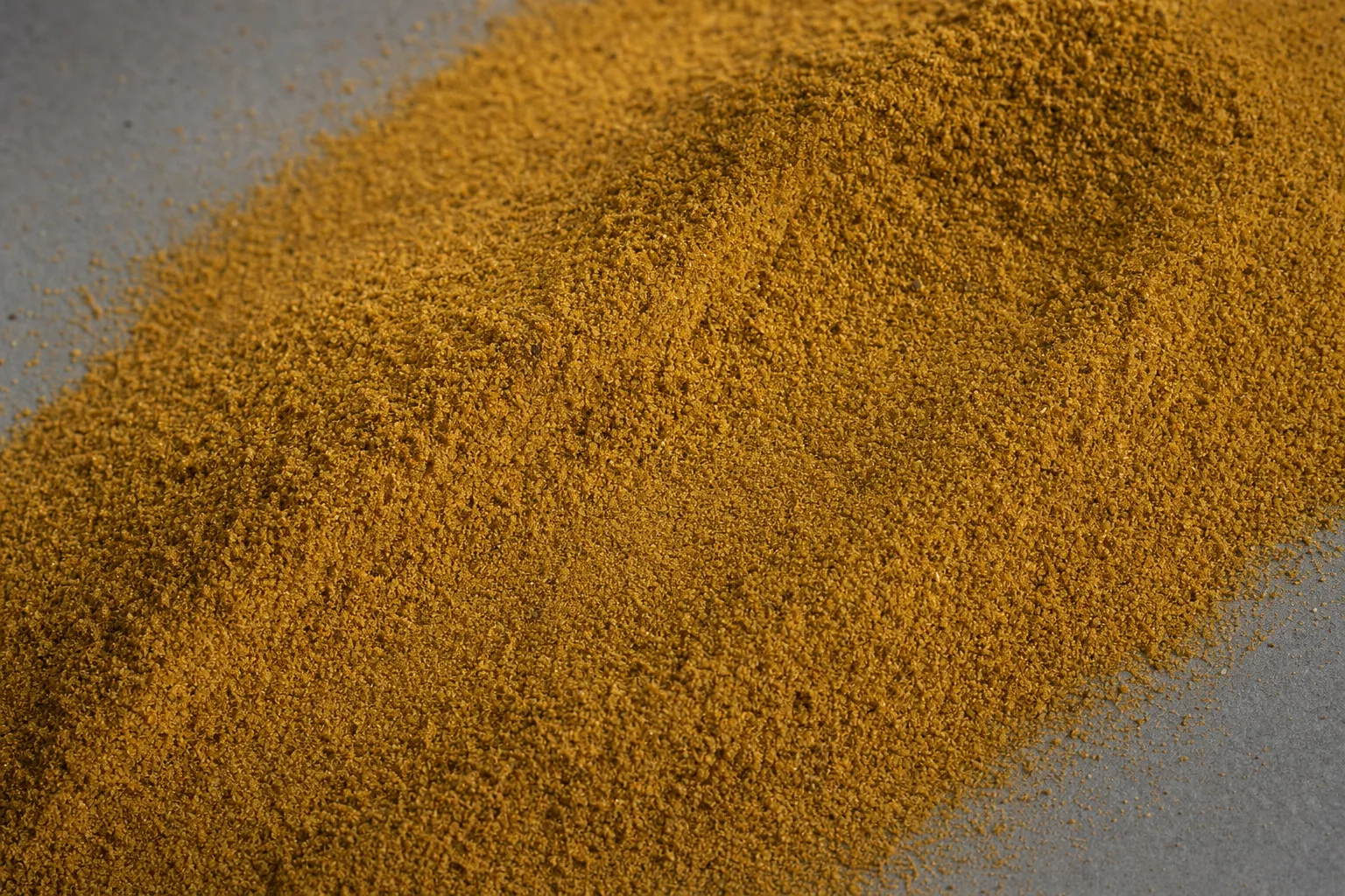 Close-up of spices & seasonings, showing particle size and texture.