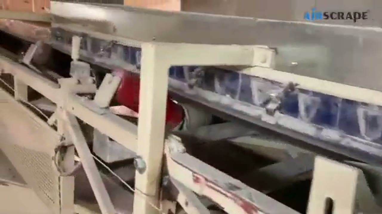 AirScrape: New conveyor skirting for your transfer points video frame