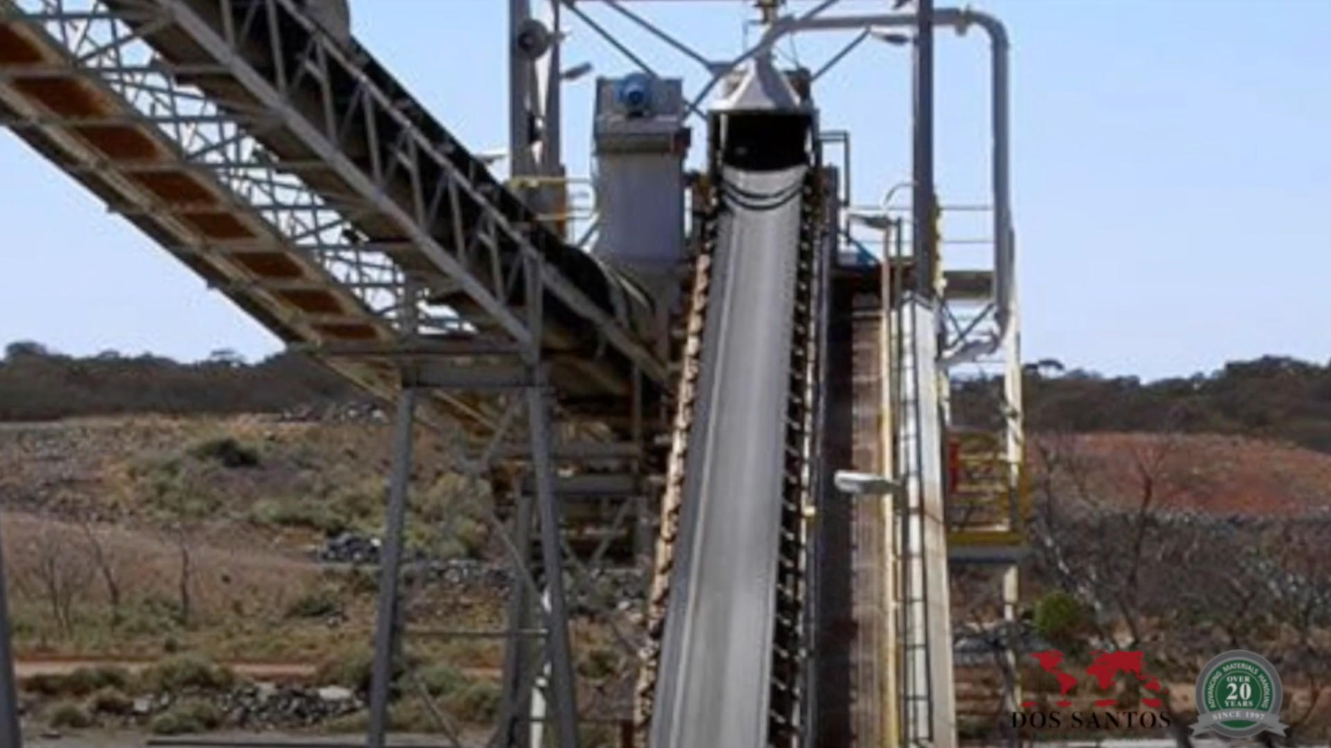 Dos Santos International: History of Sandwich Belt High Angle Conveyor video frame
